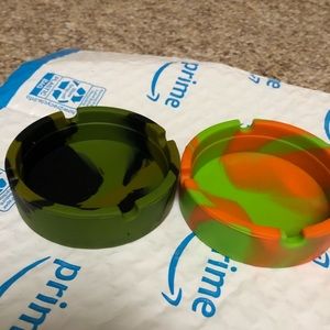 These are sold but I can’t delete the post for some reason